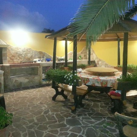 B&B La Collina Collepasso Exterior foto